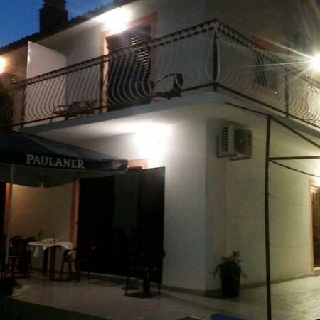 Apartmani Jadranka Водице Екстериор снимка