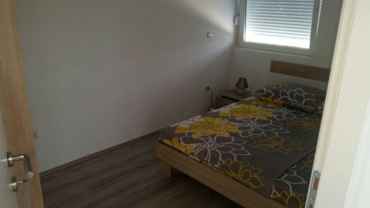 Apartmani Jadranka Водице Екстериор снимка